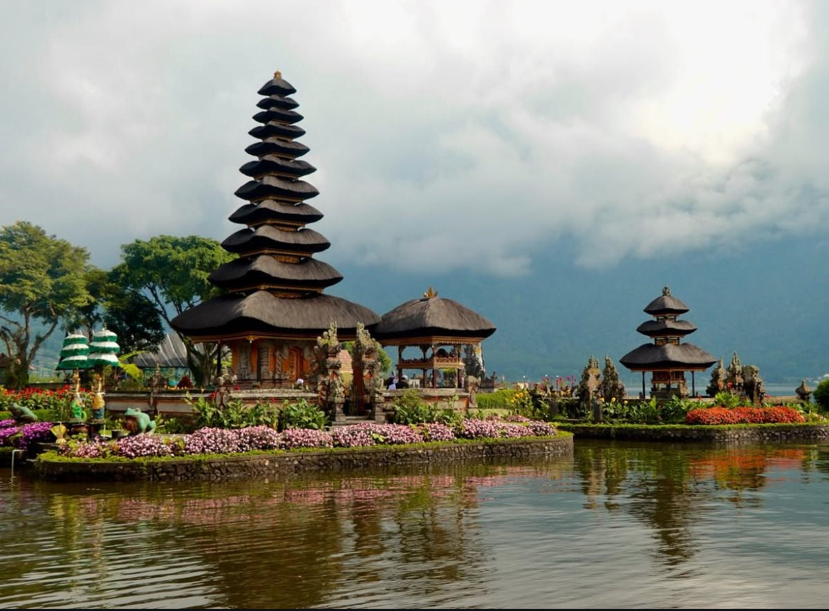 A lakeside water temple on the route north