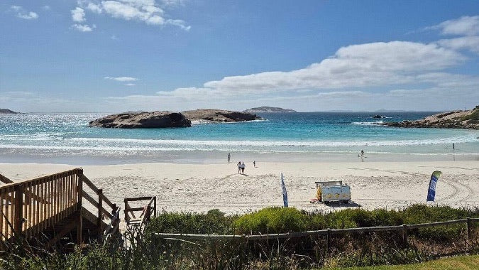 White sand and granite islets at Twilight Beach, Esperance
